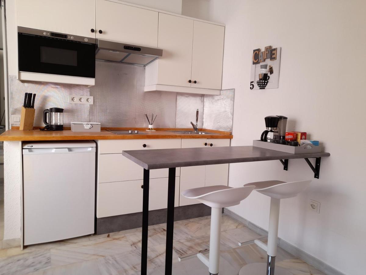 New Central Studio And Parking Zamarrilla Μάλαγα Εξωτερικό φωτογραφία