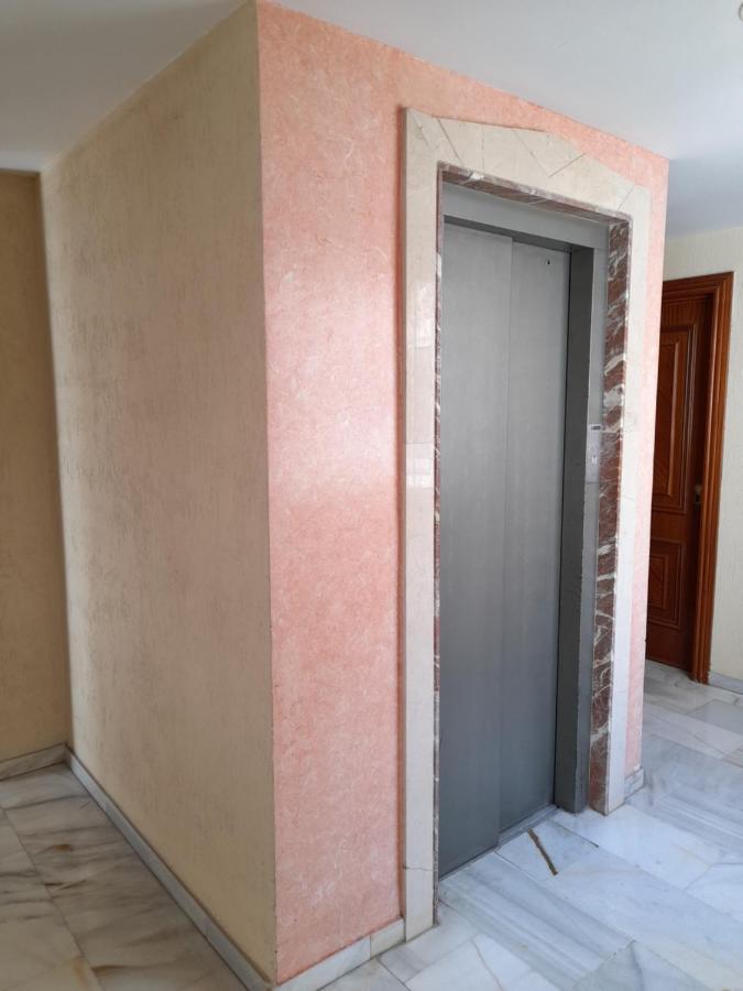 New Central Studio And Parking Zamarrilla Μάλαγα Εξωτερικό φωτογραφία